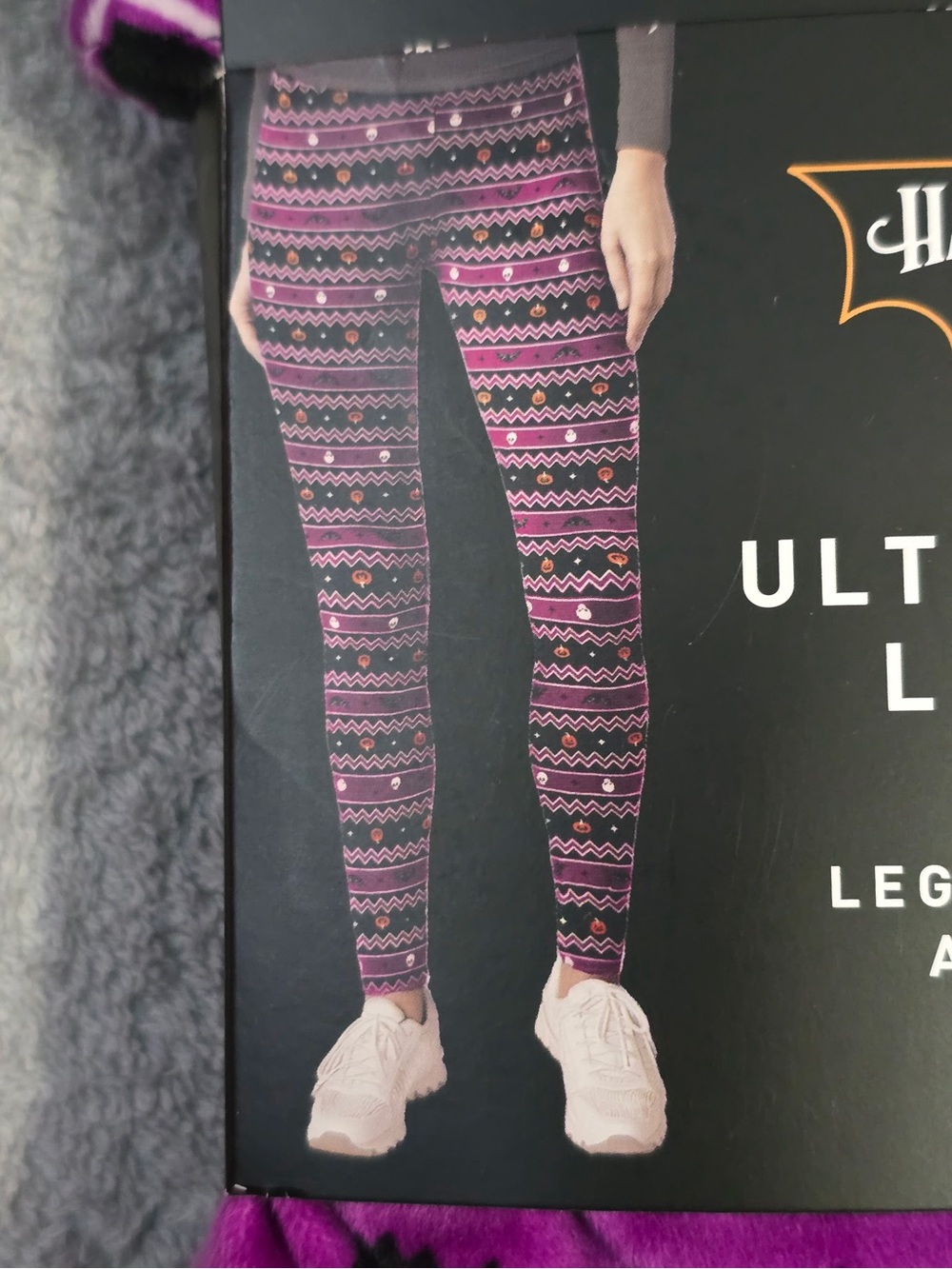 Ultra Plush Legging - Purple & Black